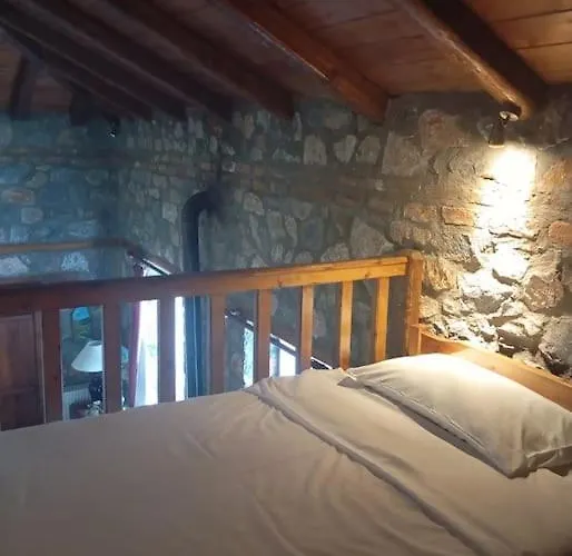Casa La Mundi Chalet Kedhrona